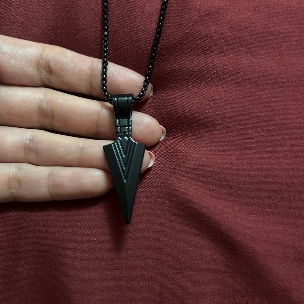 Black Arrowhead Pendant Necklace